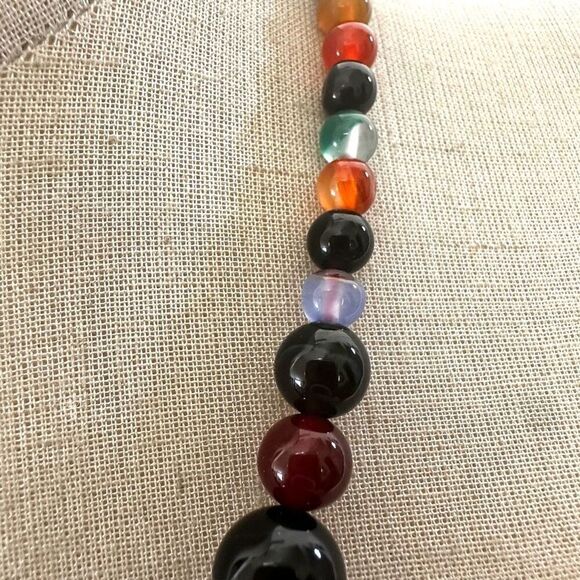 Dyed agate and carnelian necklace - Picture 12 of 14